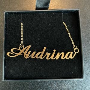 Mint & Lilly Name Necklace - Audrina